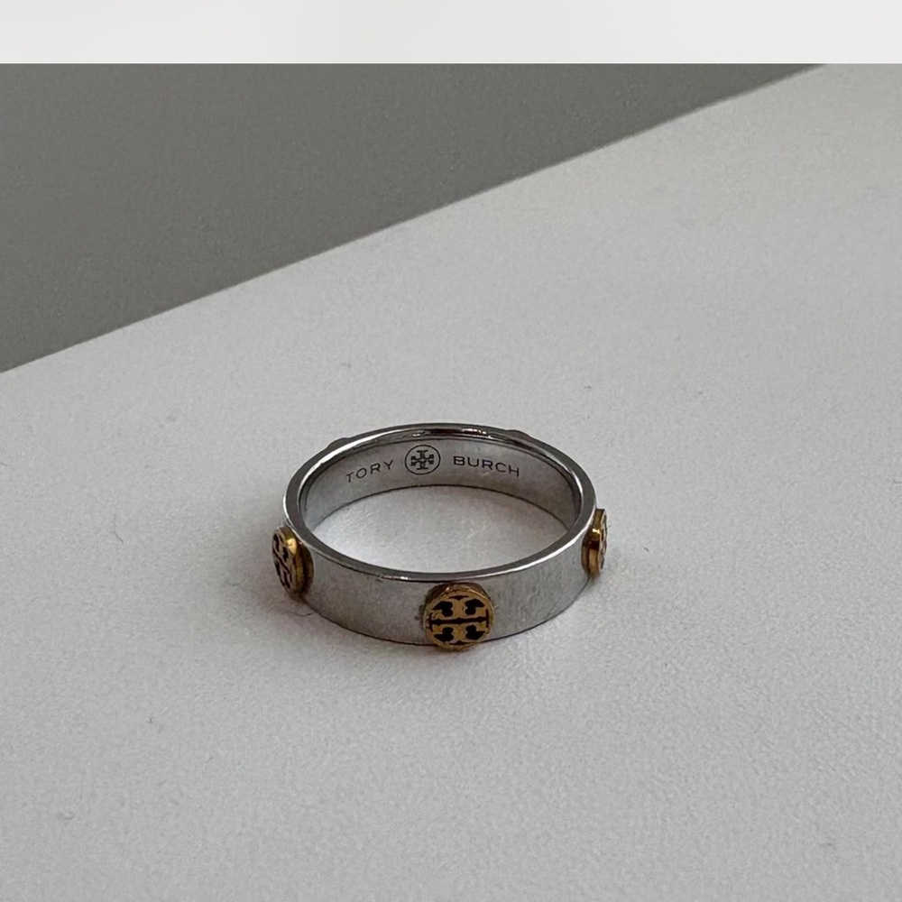 Tory Burch Two-Tone Logo Accent Band - Silver & Gold Size 7